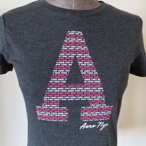 Aeropostale Classic Crew T-Shirt Gray Grey Short Sleeve Top w/ Pink Graphic A